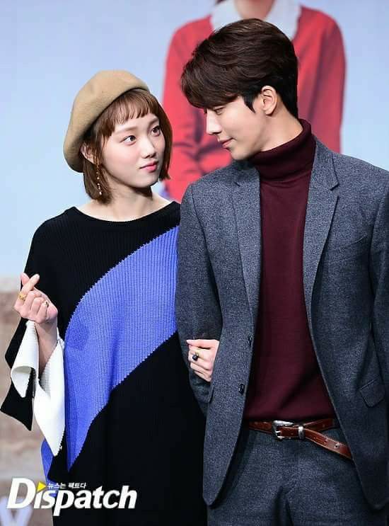 Sự thật đằng sau loạt ảnh Nam Joo Hyuk o bế mỹ nhân mặt đơ, bơ đẹp bạn gái cũ Lee Sung Kyung - Ảnh 11. Sự thật đằng sau loạt ảnh Nam Joo Hyuk o bế mỹ nhân mặt đơ, bơ đẹp bạn gái cũ Lee Sung Kyung - Ảnh 11.