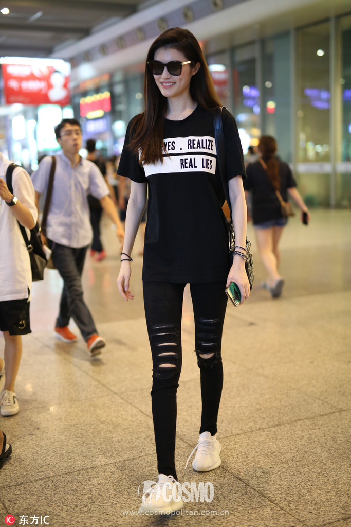 Liu Wen, Sui He, Ming Xi, Xiao Wen Ju: 4 chân dài Victoria’s Secret châu Á hóa ra cùng sở hữu style hè đẹp xuất sắc - Ảnh 26. Liu Wen, Sui He, Ming Xi, Xiao Wen Ju: 4 chân dài Victoria’s Secret châu Á hóa ra cùng sở hữu style hè đẹp xuất sắc - Ảnh 26.