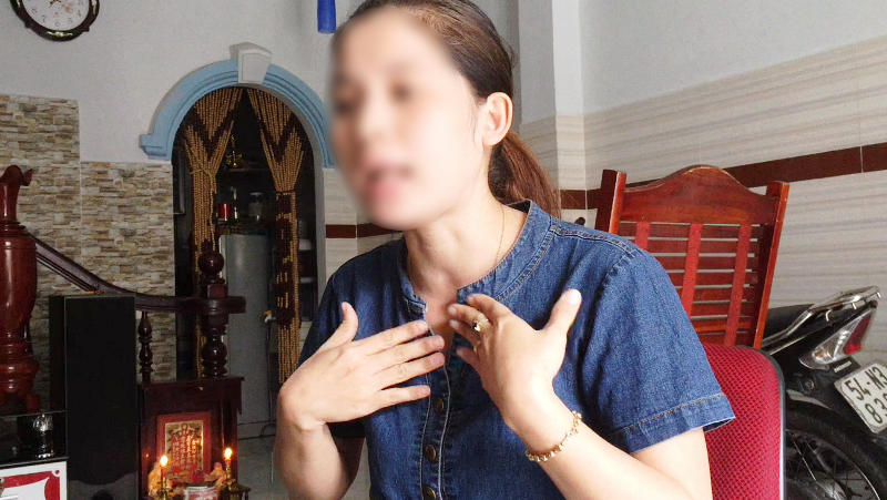 Can đánh nhau, người đàn ông bị nhóm côn đồ truy sát trong hẻm ở Sài Gòn - Ảnh 3. Can đánh nhau, người đàn ông bị nhóm côn đồ truy sát trong hẻm ở Sài Gòn - Ảnh 3.