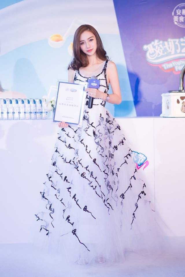 U30, Bà mẹ bỉm sữa Angela Baby càng ngày càng đẹp hoàn mỹ - Ảnh 5.