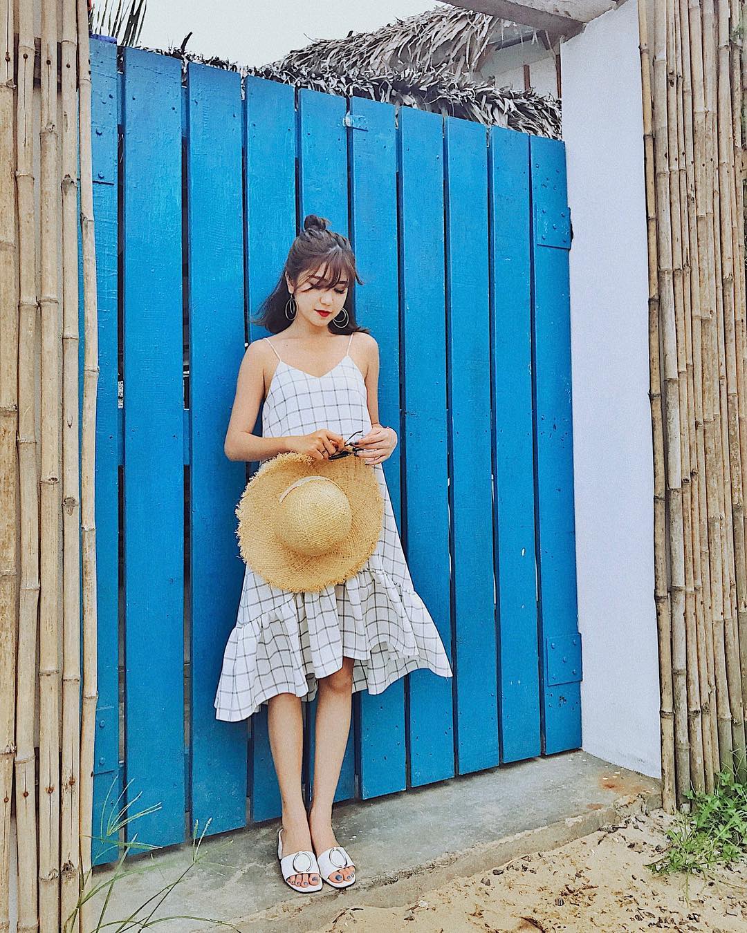 4 cách tạo kiểu vừa nhanh vừa xinh hết ý dành cho các nàng tóc dày - Ảnh 10. 4 cách tạo kiểu vừa nhanh vừa xinh hết ý dành cho các nàng tóc dày - Ảnh 10.