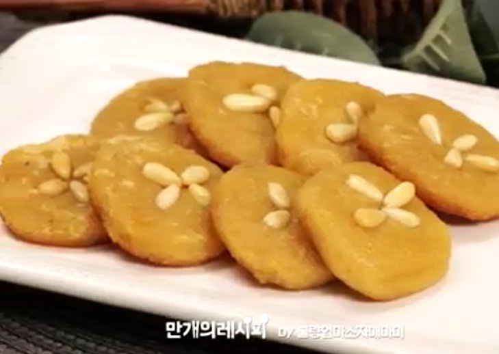 Không cần lò, không cần máy xay vẫn có thể làm bánh khoai lang cực ngon - Ảnh 7. Không cần lò, không cần máy xay vẫn có thể làm bánh khoai lang cực ngon - Ảnh 7.