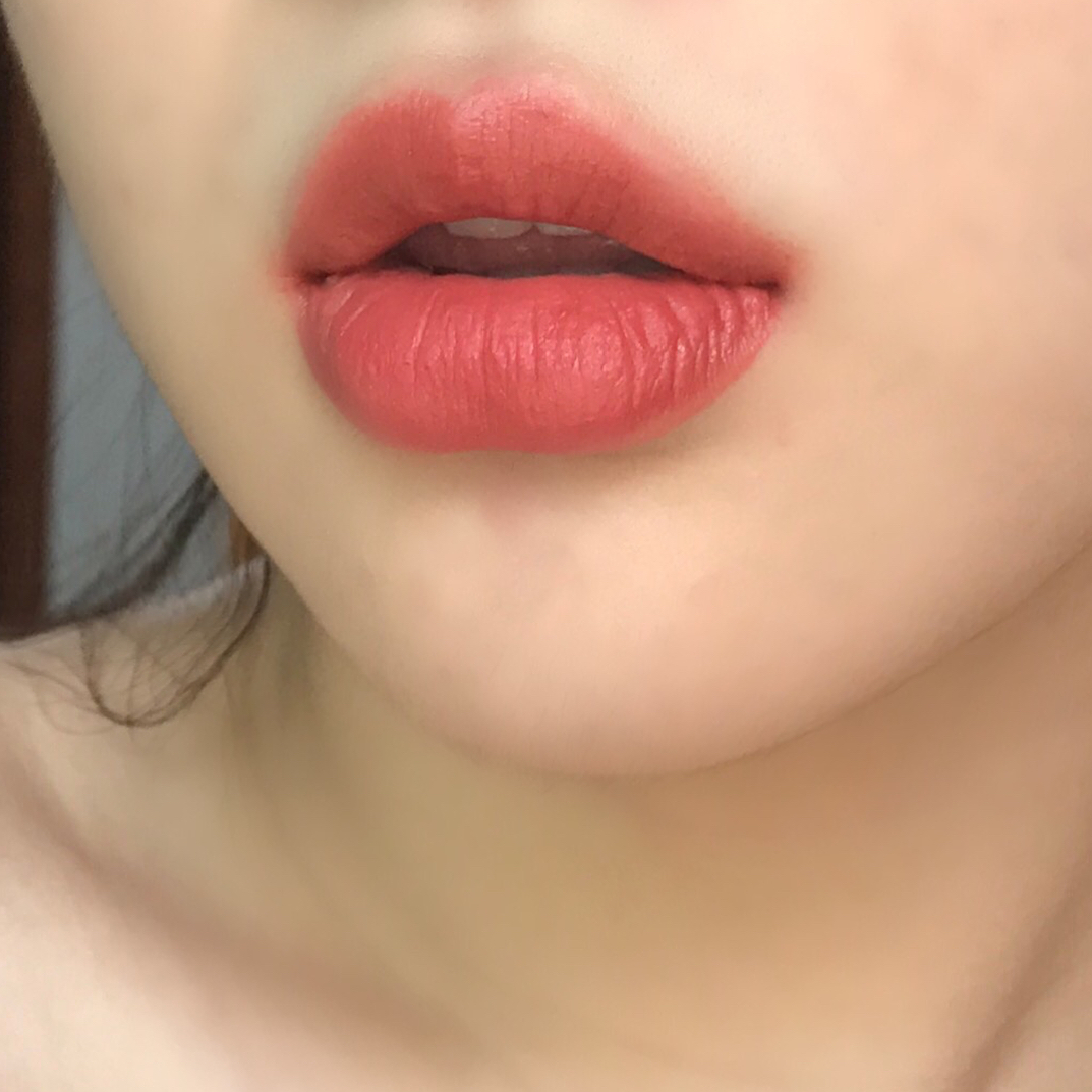 5 cây son Hàn bình dân ra mắt đã lâu nhưng vẫn được con gái Việt lùng mua ầm ầm - Ảnh 13. 5 cây son Hàn bình dân ra mắt đã lâu nhưng vẫn được con gái Việt lùng mua ầm ầm - Ảnh 13.