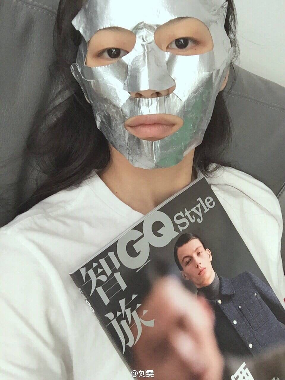 Điểm mặt chỉ tên các loại mặt nạ giấy yêu thích của Phạm Băng Băng, Dương Mịch, Triệu Vy cùng loạt sao Hoa ngữ đình đám - Ảnh 4. Điểm mặt chỉ tên các loại mặt nạ giấy yêu thích của Phạm Băng Băng, Dương Mịch, Triệu Vy cùng loạt sao Hoa ngữ đình đám - Ảnh 4.