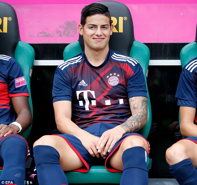 Tân binh James Rodriguez giúp Bayern bảo vệ thành công Telekom Cup - Ảnh 4. Tân binh James Rodriguez giúp Bayern bảo vệ thành công Telekom Cup - Ảnh 4.