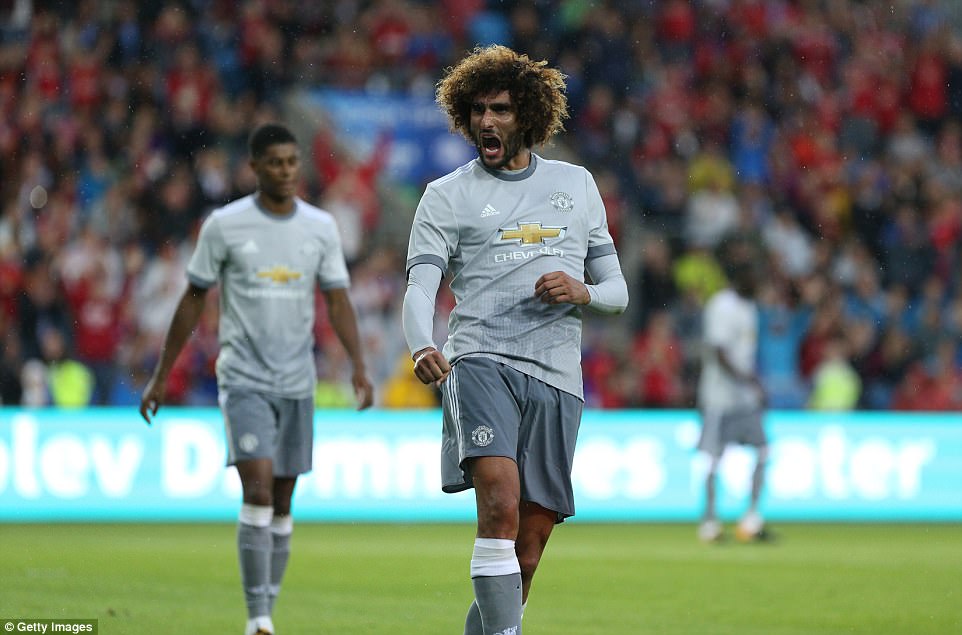 Lukaku ghi bàn chỉ sau 2 phút, Man Utd thắng dễ ở Na Uy - Ảnh 4. Lukaku ghi bàn chỉ sau 2 phút, Man Utd thắng dễ ở Na Uy - Ảnh 4.