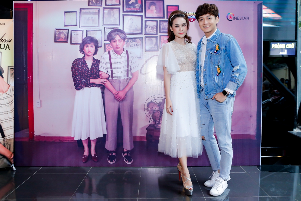 Tái hợp sau 9 năm không liên lạc, Ngô Kiến Huy - Sam thả tim đầy tình tứ tại họp báo ra mắt MV - Ảnh 4. Tái hợp sau 9 năm không liên lạc, Ngô Kiến Huy - Sam thả tim đầy tình tứ tại họp báo ra mắt MV - Ảnh 4.