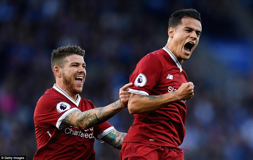 Coutinho sút phạt đẹp mắt, Liverpool mướt mồ hôi hạ Leicester - Ảnh 3. Coutinho sút phạt đẹp mắt, Liverpool mướt mồ hôi hạ Leicester - Ảnh 3.