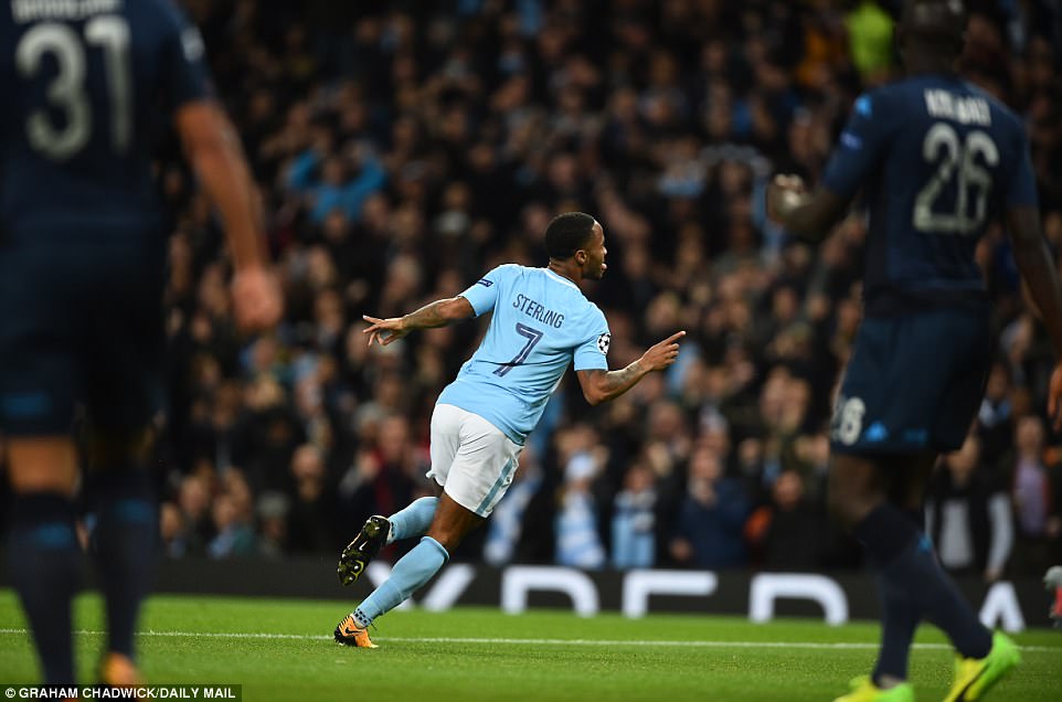Man City khoe sức mạnh, độc chiếm ngôi đầu bảng F Champions League - Ảnh 4. Man City khoe sức mạnh, độc chiếm ngôi đầu bảng F Champions League - Ảnh 4.