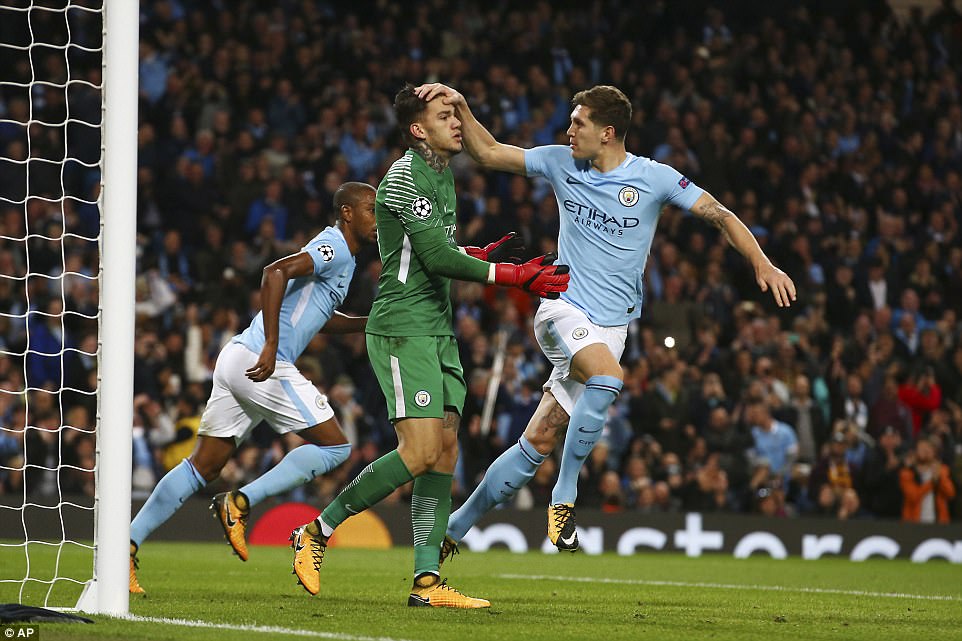 Man City khoe sức mạnh, độc chiếm ngôi đầu bảng F Champions League - Ảnh 9. Man City khoe sức mạnh, độc chiếm ngôi đầu bảng F Champions League - Ảnh 9.