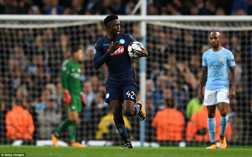 Man City khoe sức mạnh, độc chiếm ngôi đầu bảng F Champions League - Ảnh 13. Man City khoe sức mạnh, độc chiếm ngôi đầu bảng F Champions League - Ảnh 13.