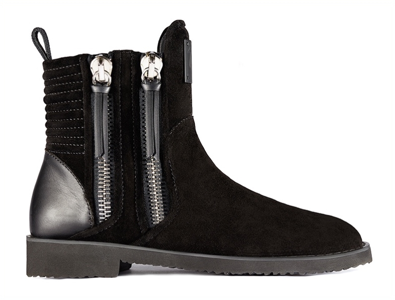 Có cần ngọt ngào thế không? Zayn lấy biệt danh của mình và bạn gái Gigi đặt tên cho mẫu boots tự thiết kế - Ảnh 5. Có cần ngọt ngào thế không? Zayn lấy biệt danh của mình và bạn gái Gigi đặt tên cho mẫu boots tự thiết kế - Ảnh 5.