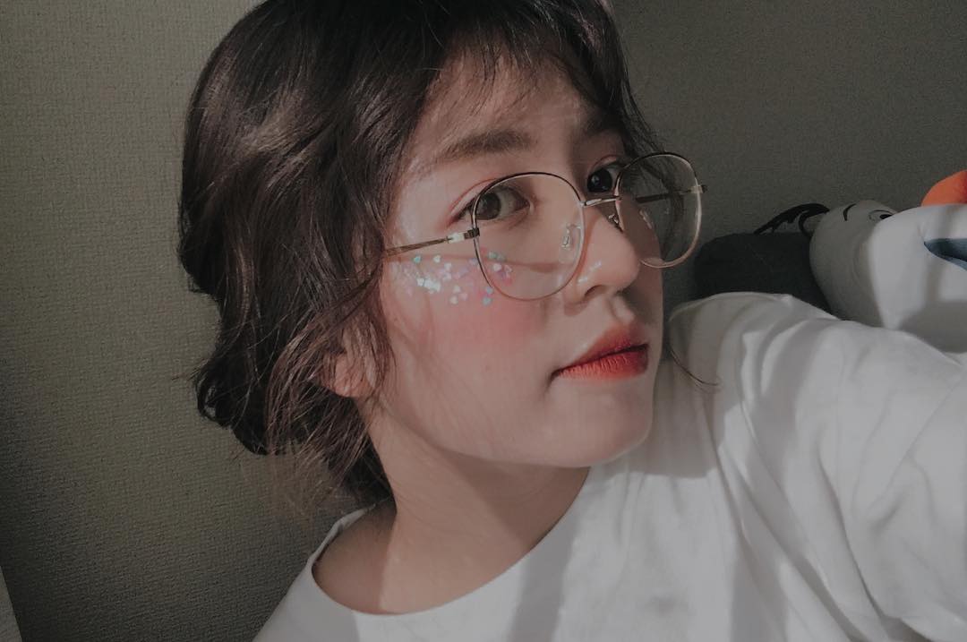 Makeup màu mùa thu: gam màu đất siêu xinh đang thu phục hết thảy con gái châu Á - Ảnh 7. Makeup màu mùa thu: gam màu đất siêu xinh đang thu phục hết thảy con gái châu Á - Ảnh 7.