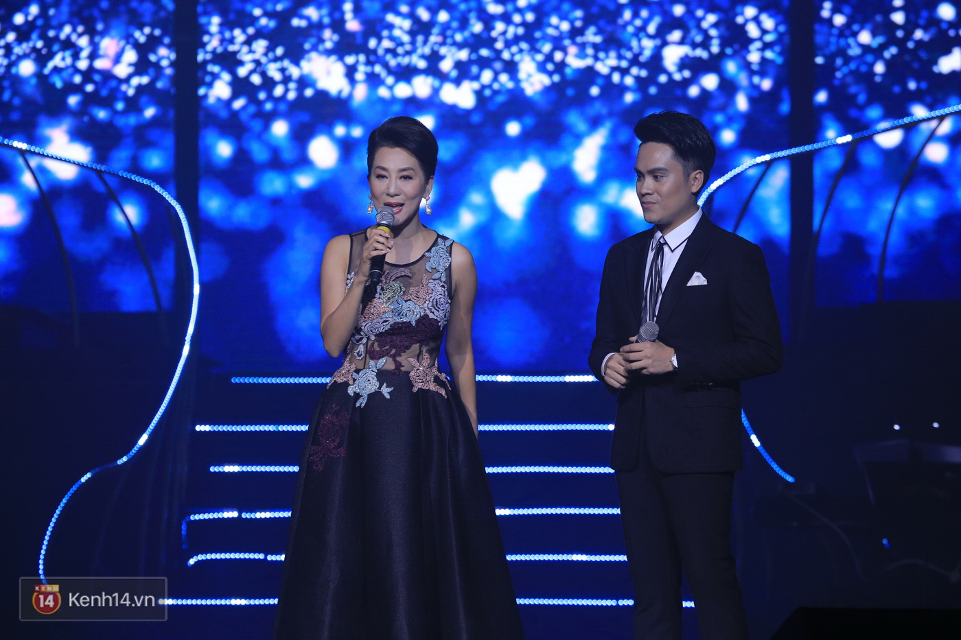 Bị nói sợ Bằng Kiều, Quang Dũng không ngần ngại hôn Minh Tuyết trên sân khấu - Ảnh 17. Bị nói sợ Bằng Kiều, Quang Dũng không ngần ngại hôn Minh Tuyết trên sân khấu - Ảnh 17.