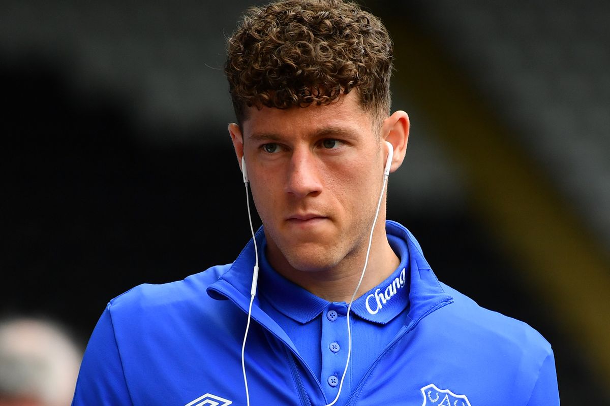 Bị “đâm sau lưng”, Conte đau đớn ngậm đắng nuốt cay - Ảnh 1. Bị “đâm sau lưng”, Conte đau đớn ngậm đắng nuốt cay - Ảnh 1.