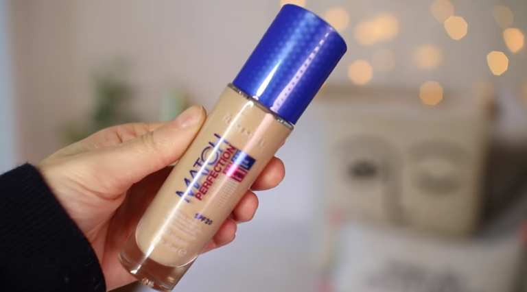 Bí kíp cho làn da căng bóng của beauty vlogger Zoella hóa ra là 2 loại kem nền giá chỉ 200 ngàn VNĐ - Ảnh 6. Bí kíp cho làn da căng bóng của beauty vlogger Zoella hóa ra là 2 loại kem nền giá chỉ 200 ngàn VNĐ - Ảnh 6.