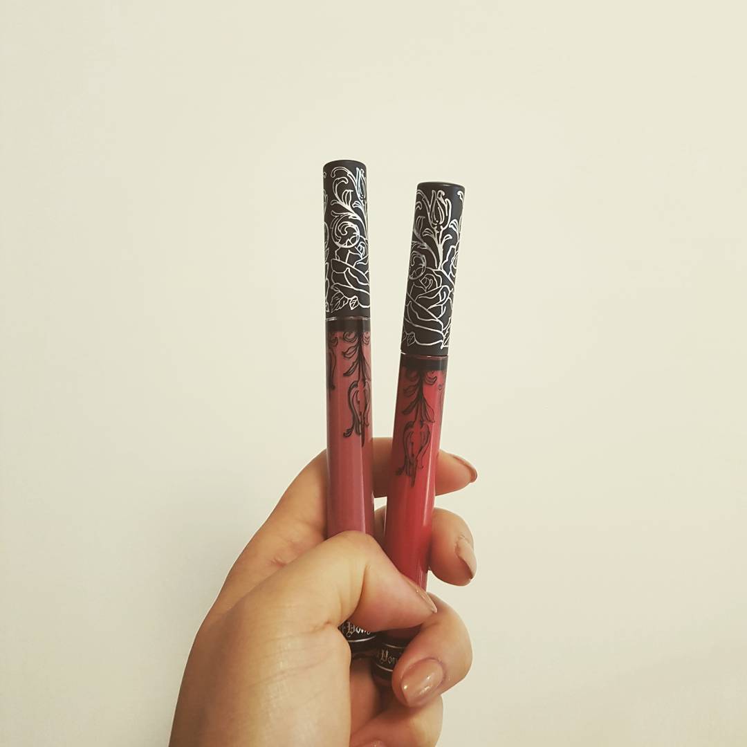 Mê màu son của Đào Bá Lộc, bạn không thể bỏ qua 6 cây son kem hồng đất tương tự đẹp xuất sắc này - Ảnh 14. Mê màu son của Đào Bá Lộc, bạn không thể bỏ qua 6 cây son kem hồng đất tương tự đẹp xuất sắc này - Ảnh 14.