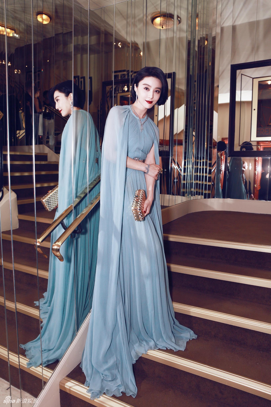 Sau tất cả, Phạm Băng Băng đã quay trở về với Elie Saab - Ảnh 8. Sau tất cả, Phạm Băng Băng đã quay trở về với Elie Saab - Ảnh 8.