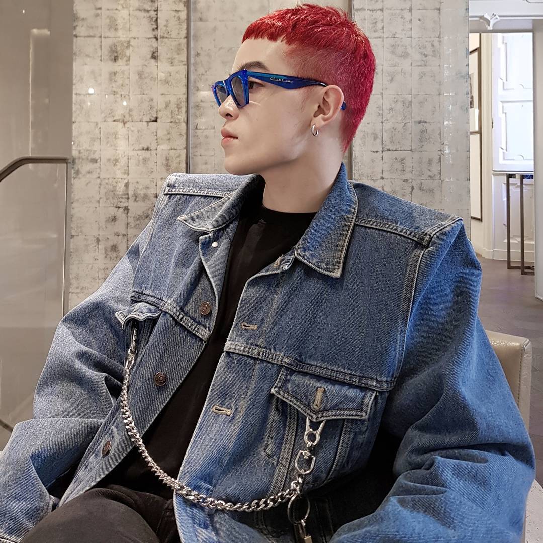 Kelbin Lei tiếp tục được thương hiệu đình đám Vetements lăng xê trên Instagram - Ảnh 8. Kelbin Lei tiếp tục được thương hiệu đình đám Vetements lăng xê trên Instagram - Ảnh 8.