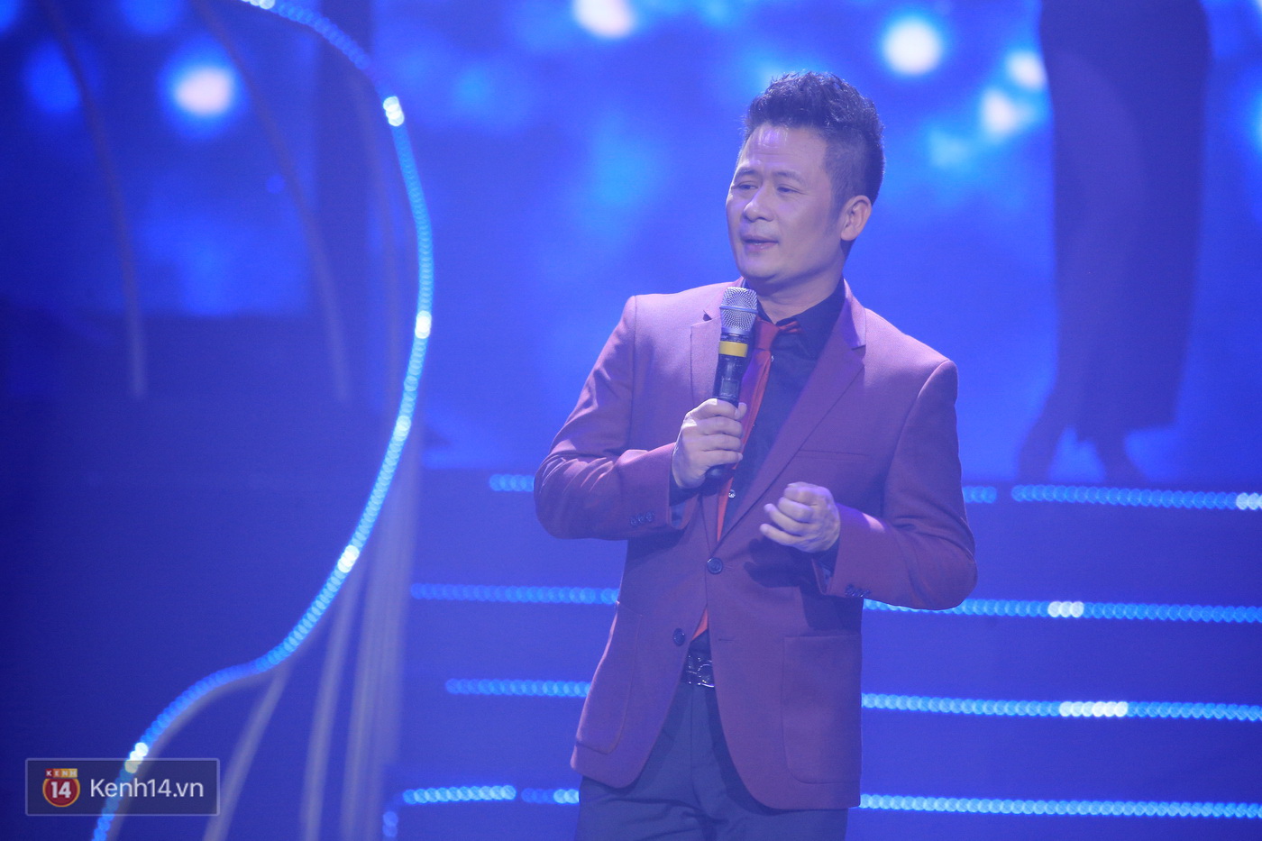 Bị nói sợ Bằng Kiều, Quang Dũng không ngần ngại hôn Minh Tuyết trên sân khấu - Ảnh 6. Bị nói sợ Bằng Kiều, Quang Dũng không ngần ngại hôn Minh Tuyết trên sân khấu - Ảnh 6.