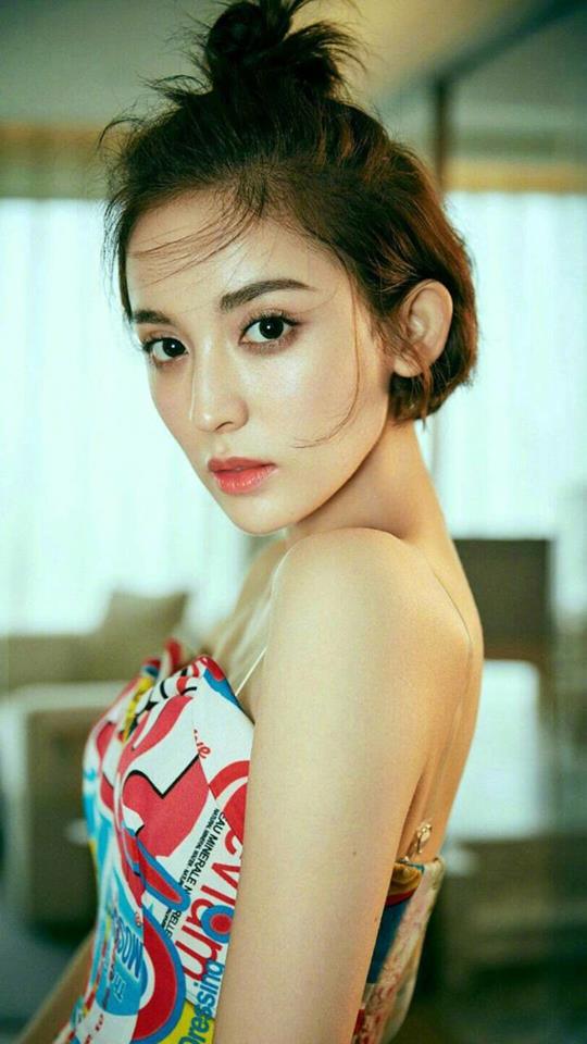 Cứ chê bạn gái Trương Hàn quê, thực tế cô ấy đẹp và khí chất ngút ngàn thế này cơ mà - Ảnh 7.