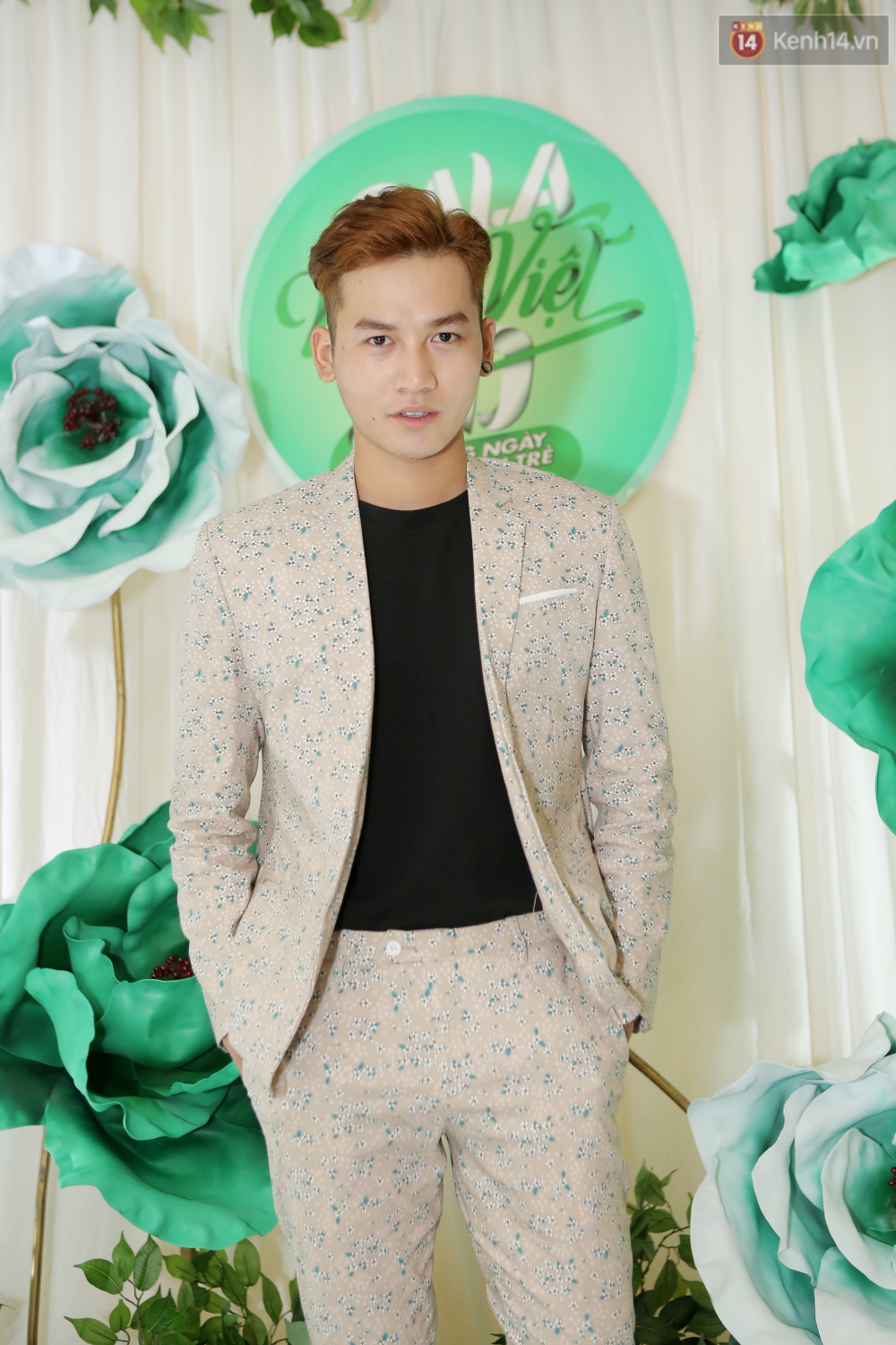 Hồ Ngọc Hà giản dị nhưng vẫn kiêu sa, vui vẻ hội ngộ Noo Phước Thịnh cùng dàn sao Việt tại sự kiện - Ảnh 9. Hồ Ngọc Hà giản dị nhưng vẫn kiêu sa, vui vẻ hội ngộ Noo Phước Thịnh cùng dàn sao Việt tại sự kiện - Ảnh 9.