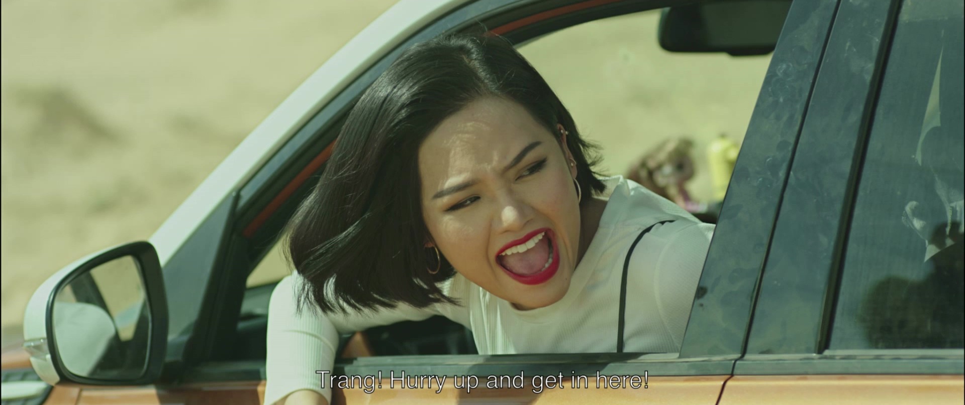 Nắng 2: Vẫn chỉ xúc động và... tạm được! - Ảnh 9. Nắng 2: Vẫn chỉ xúc động và... tạm được! - Ảnh 9.