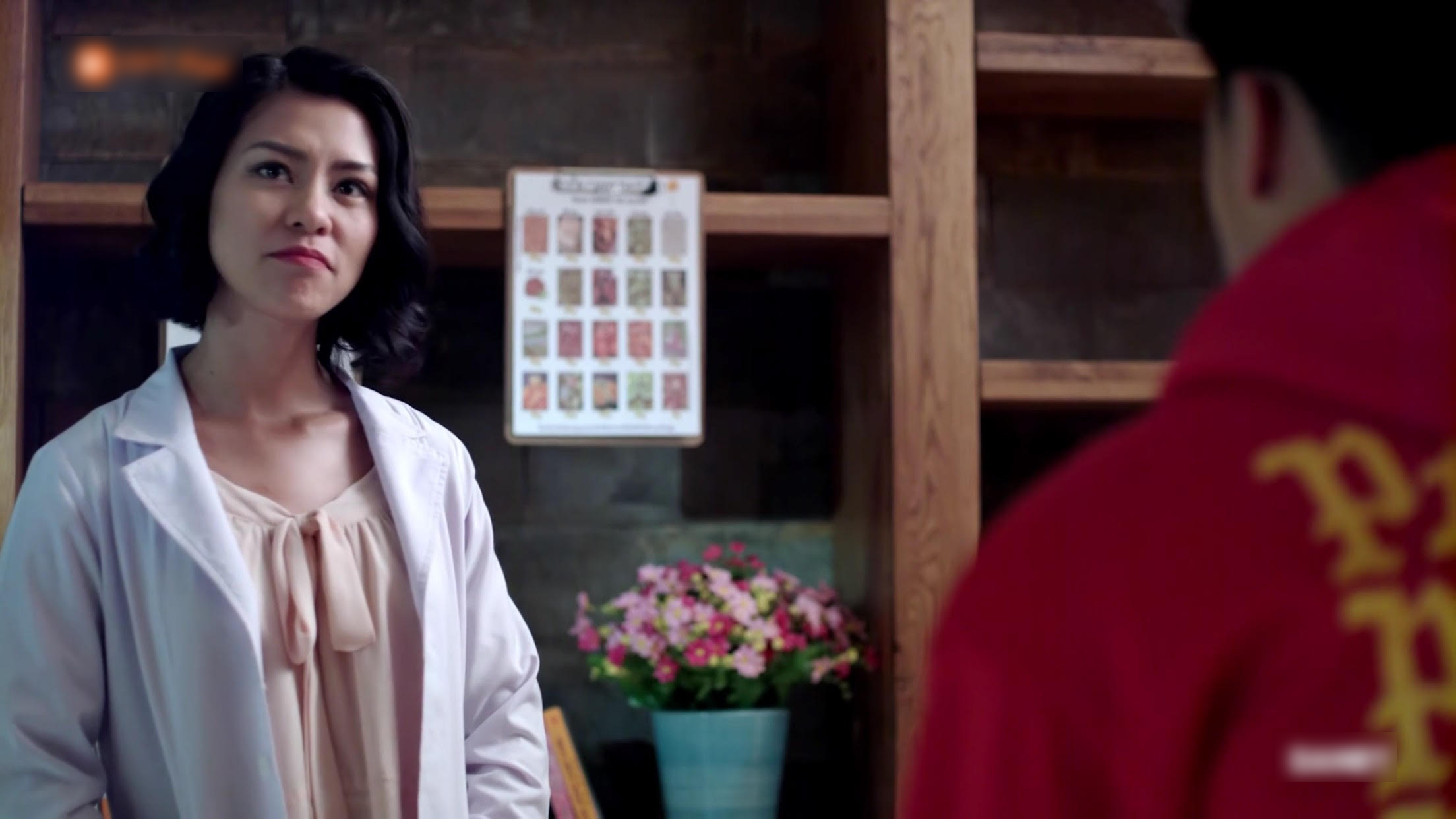 Glee Việt tập 6: Tập thể học sinh bị người yêu thầy Minh phát thuốc thần” để hát cho sung - Ảnh 8. Glee Việt tập 6: Tập thể học sinh bị người yêu thầy Minh phát thuốc thần” để hát cho sung - Ảnh 8.