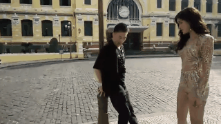 Tạo dáng chuyên nghiệp như Huyền My và dàn Hoa hậu các nước còn phải chào thua thí sinh đặc biệt này! - Ảnh 2.