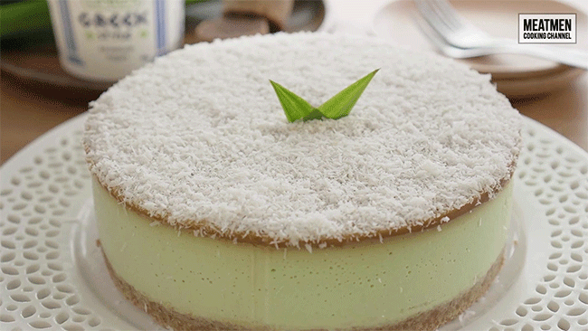 Chẳng cần lò nướng vẫn có thể làm cheesecake sữa chua lá dứa ngọt mát, thanh tao - Ảnh 22. Chẳng cần lò nướng vẫn có thể làm cheesecake sữa chua lá dứa ngọt mát, thanh tao - Ảnh 22.