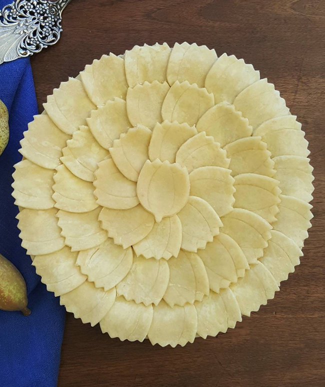 Chiêm ngưỡng những chiếc bánh ngọt được khoác thêm lớp vỏ cắt tỉa tinh tế hết nút - Ảnh 15. Chiêm ngưỡng những chiếc bánh ngọt được khoác thêm lớp vỏ cắt tỉa tinh tế hết nút - Ảnh 15.