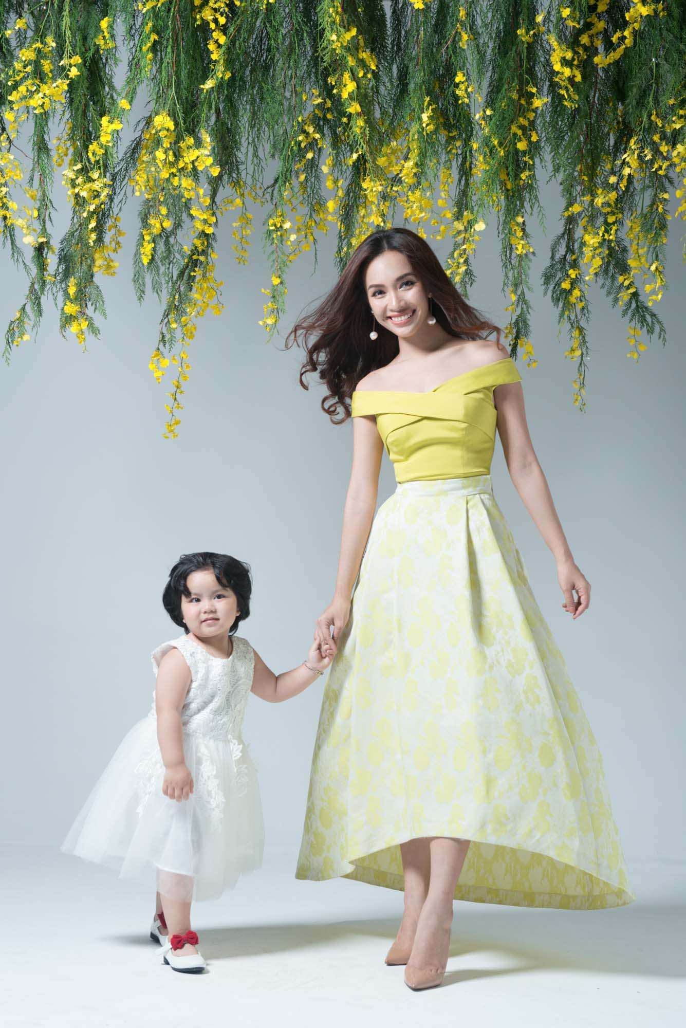 Ái Phương nhẹ nhàng, tươi tắn trong ca khúc nhạc Xuân vừa ra mắt - Ảnh 5. Ái Phương nhẹ nhàng, tươi tắn trong ca khúc nhạc Xuân vừa ra mắt - Ảnh 5.