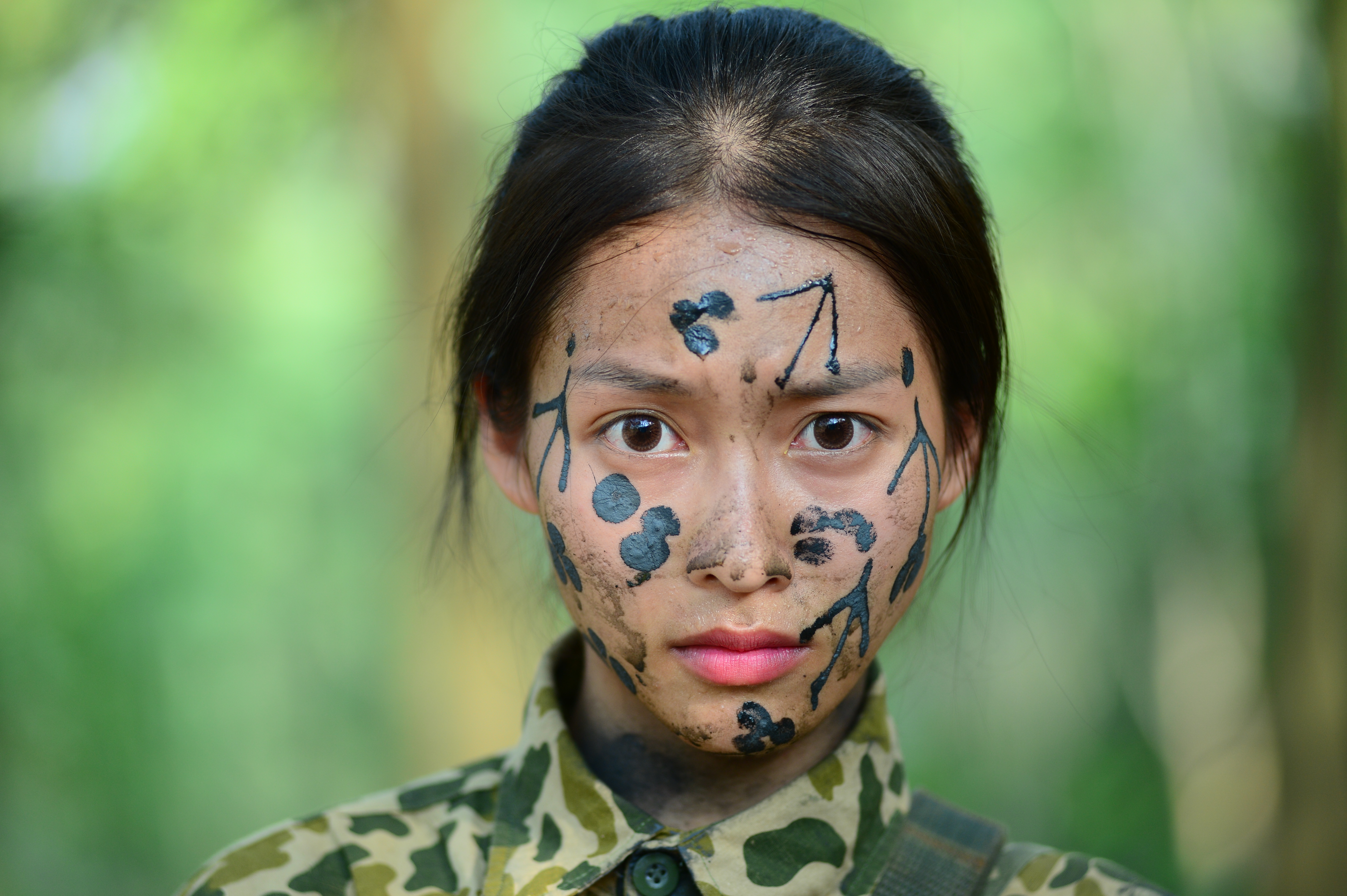 Nhan sắc Khả Ngân khác biệt như thế nào khi để mặt mộc trong Sao nhập ngũ? - Ảnh 6. Nhan sắc Khả Ngân khác biệt như thế nào khi để mặt mộc trong Sao nhập ngũ? - Ảnh 6.