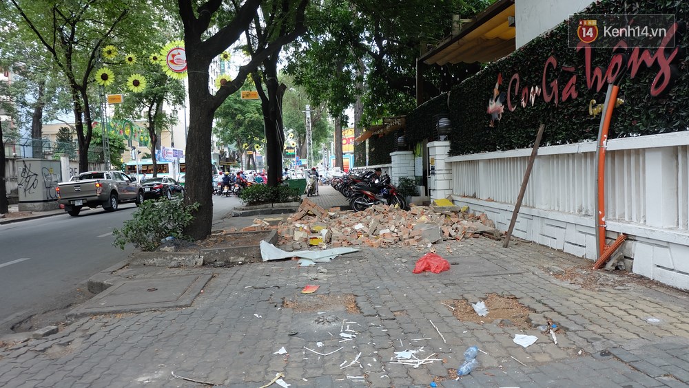 Người Sài Gòn nói gì khi vỉa hè ở trung tâm quận 1 đã được giành lại sau 7 ngày ra quân quyết liệt - Ảnh 3. Người Sài Gòn nói gì khi vỉa hè ở trung tâm quận 1 đã được giành lại sau 7 ngày ra quân quyết liệt - Ảnh 3.