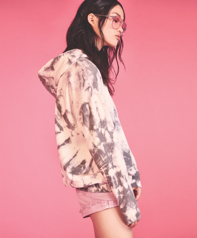 Cập nhật loạt xu hướng đinh của mùa Xuân 2017 với lookbook mới nhất của 3 thương hiệu bình dân đình đám - Ảnh 16. Cập nhật loạt xu hướng đinh của mùa Xuân 2017 với lookbook mới nhất của 3 thương hiệu bình dân đình đám - Ảnh 16.