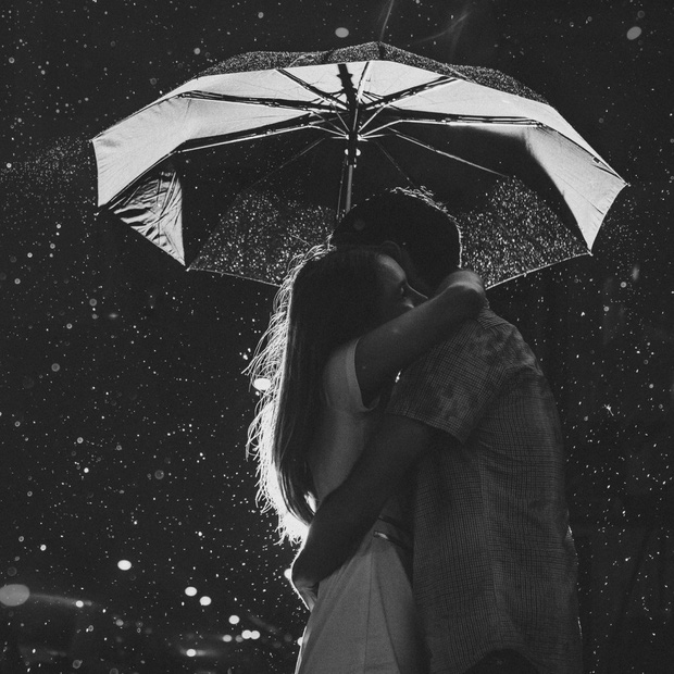 Lộn ruột vì người yêu cũ hát Vợ người ta, Đồi thông hai mộ trong đám cưới để... trả thù - Ảnh 4. Lộn ruột vì người yêu cũ hát Vợ người ta, Đồi thông hai mộ trong đám cưới để... trả thù - Ảnh 4.