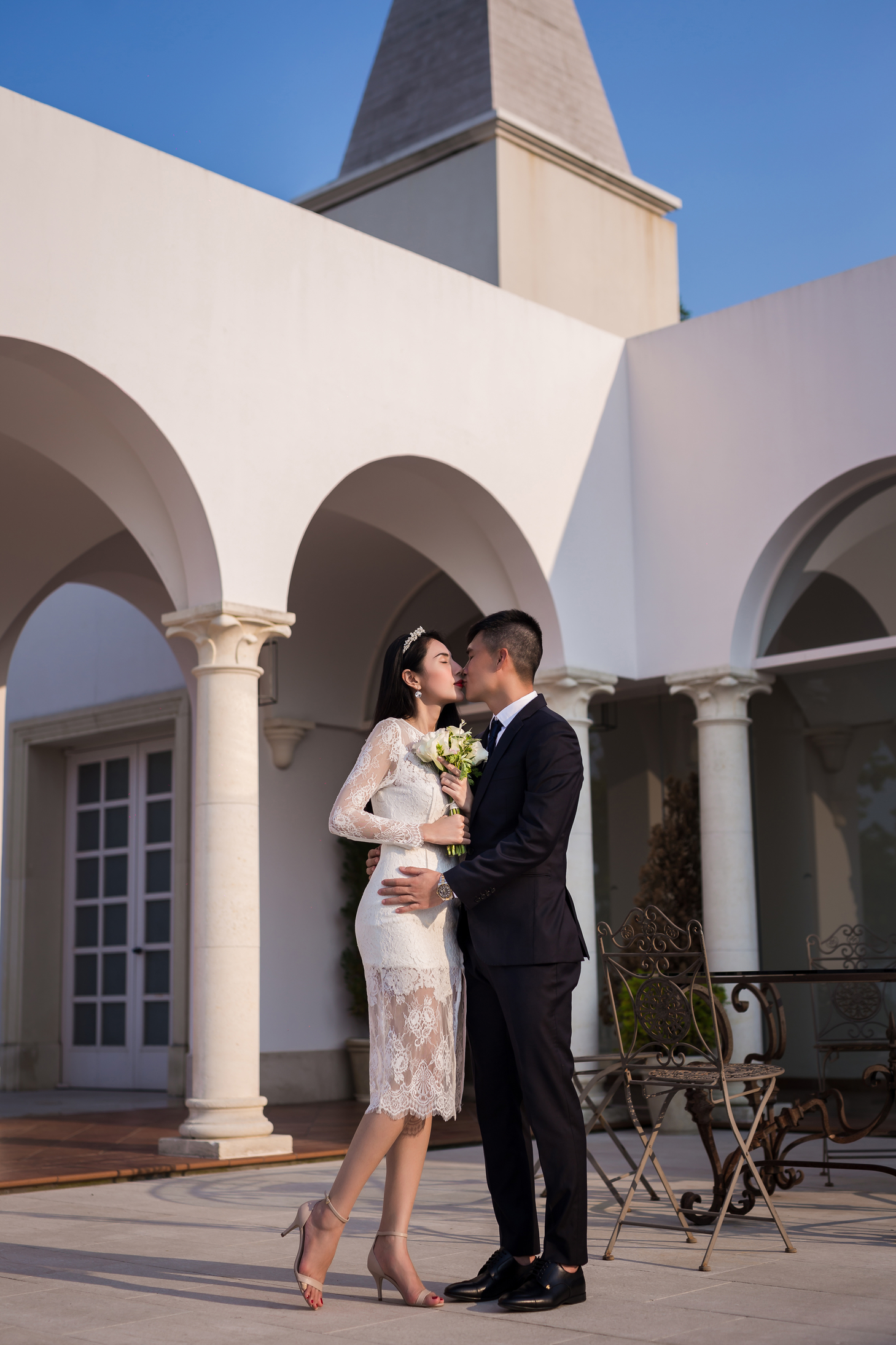 Thủy Tiên rủ Công Vinh tái hiện khoảnh khắc ngày cưới 5 năm trước trong MV mới - Ảnh 4. Thủy Tiên rủ Công Vinh tái hiện khoảnh khắc ngày cưới 5 năm trước trong MV mới - Ảnh 4.