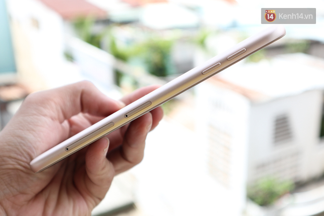 Trên tay nhanh Samsung Galaxy J7 Pro: thiết kế giống S7, camera mạnh mẽ và nhiều tính năng hấp dẫn, có màn hình Always On - Ảnh 7. Trên tay nhanh Samsung Galaxy J7 Pro: thiết kế giống S7, camera mạnh mẽ và nhiều tính năng hấp dẫn, có màn hình Always On - Ảnh 7.