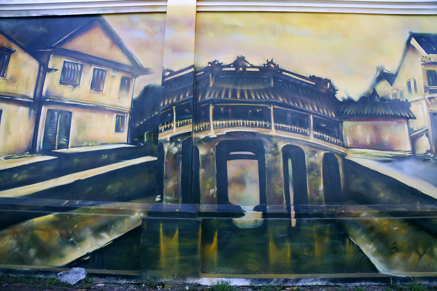 Bức tường cũ kỹ dài 60m bỗng biến thành những bức tranh phong cảnh quê hương 3 miền giữa Sài Gòn - Ảnh 8. Bức tường cũ kỹ dài 60m bỗng biến thành những bức tranh phong cảnh quê hương 3 miền giữa Sài Gòn - Ảnh 8.