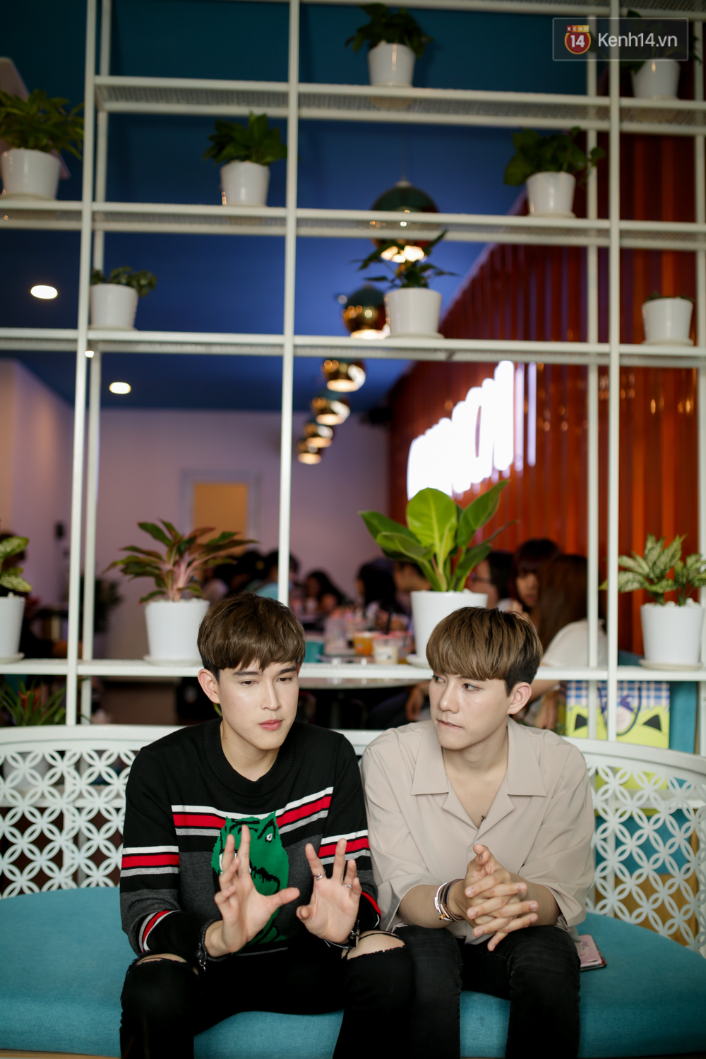 Cặp đôi đồng tính hàng đầu Thái Lan - Both & New Year: Khi có đủ tiền, tụi mình nhất định sẽ làm đám cưới - Ảnh 8. Cặp đôi đồng tính hàng đầu Thái Lan - Both & New Year: Khi có đủ tiền, tụi mình nhất định sẽ làm đám cưới - Ảnh 8.