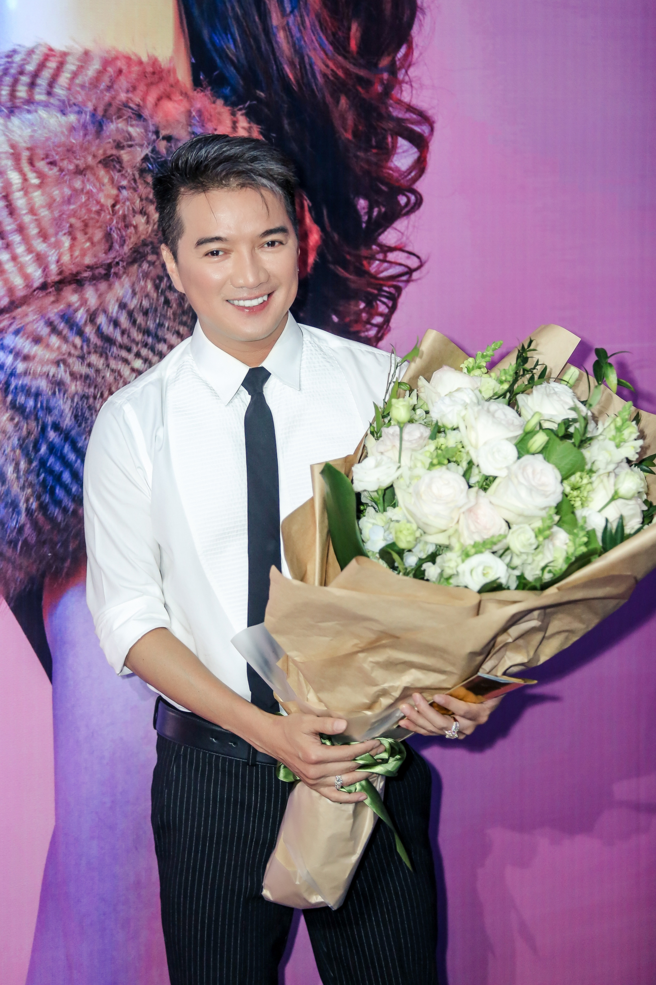 Thiều Bảo Trang sexy hết cỡ với trang phục xuyên thấu tại họp báo ra mắt MV nửa tỷ - Ảnh 6. Thiều Bảo Trang sexy hết cỡ với trang phục xuyên thấu tại họp báo ra mắt MV nửa tỷ - Ảnh 6.