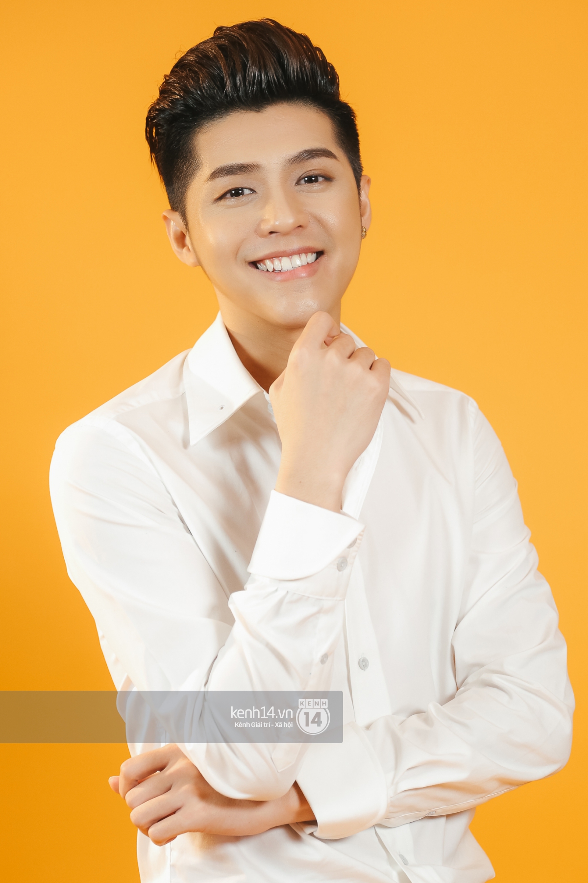 Clip: Năm mới Đinh Dậu đến rồi, cùng nghe dàn sao hot nhất Vbiz gửi lời chúc ấm áp, đầy hứng khởi nào! - Ảnh 2. Clip: Năm mới Đinh Dậu đến rồi, cùng nghe dàn sao hot nhất Vbiz gửi lời chúc ấm áp, đầy hứng khởi nào! - Ảnh 2.