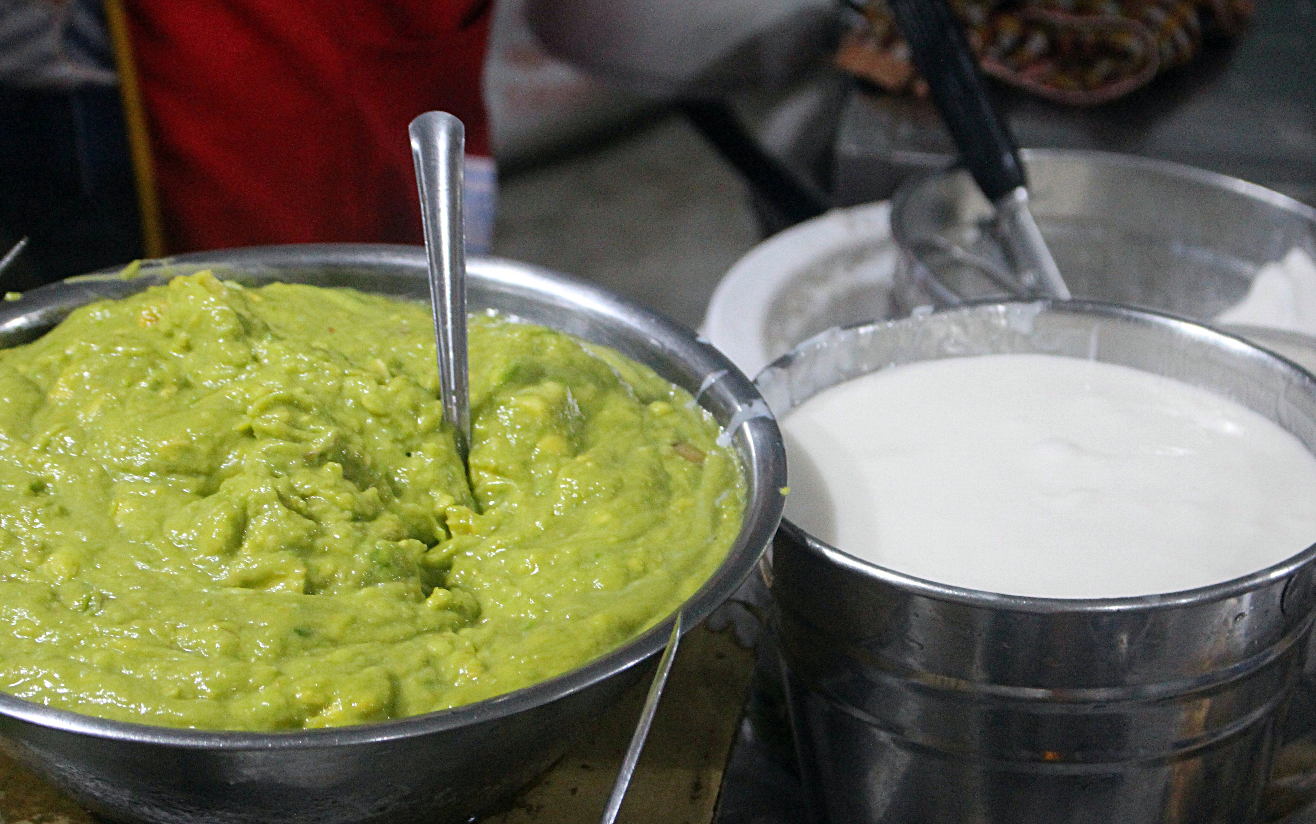 Quán kem bơ nổi tiếng nhất Đà Nẵng, 25 năm qua khách phải chen chân mới có chỗ ngồi - Ảnh 3. Quán kem bơ nổi tiếng nhất Đà Nẵng, 25 năm qua khách phải chen chân mới có chỗ ngồi - Ảnh 3.