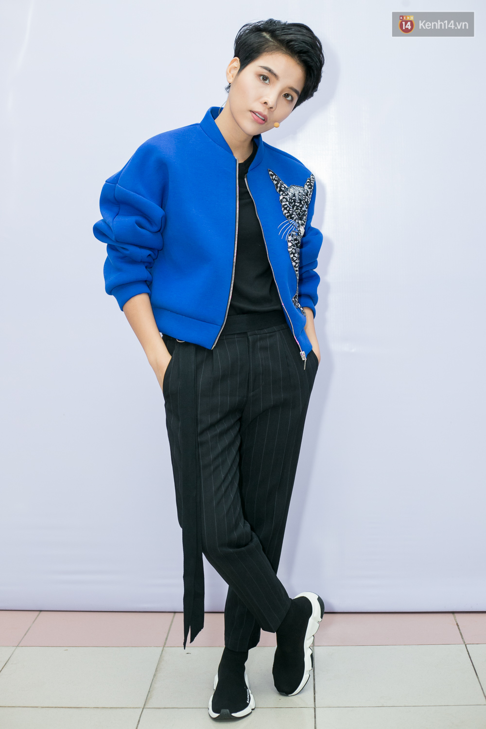 Soobin Hoàng Sơn cực điển trai, tự lái xe đến trường quay The Voice Kids - Ảnh 4. Soobin Hoàng Sơn cực điển trai, tự lái xe đến trường quay The Voice Kids - Ảnh 4.