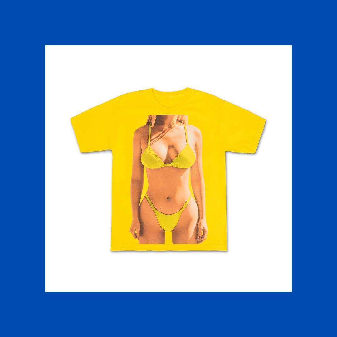 Tự biết dáng đẹp, Kylie Jenner in luôn áo phông hình body của mình để bán - Ảnh 3. Tự biết dáng đẹp, Kylie Jenner in luôn áo phông hình body của mình để bán - Ảnh 3.