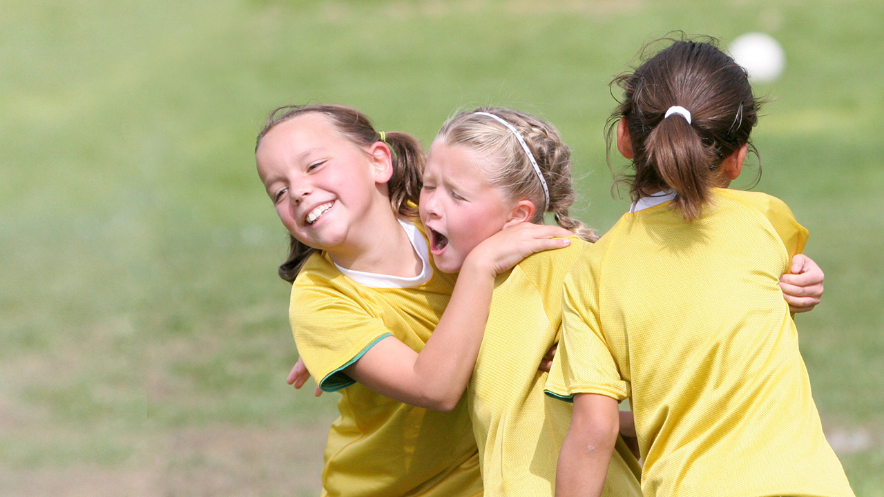 SEA Games 29: Khi những nữ siêu anh hùng giương cao lá cờ tổ quốc - Ảnh 1. SEA Games 29: Khi những nữ siêu anh hùng giương cao lá cờ tổ quốc - Ảnh 1.