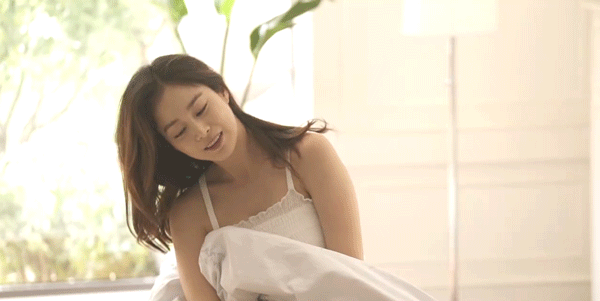 Kim Tae Hee gây xôn xao khi nói tiếng Việt, đẹp tựa nữ thần trong tà áo dài khi đang mang bầu - Ảnh 3.