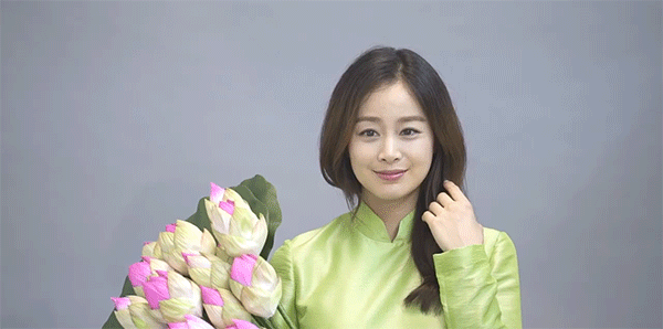 Kim Tae Hee gây xôn xao khi nói tiếng Việt, đẹp tựa nữ thần trong tà áo dài khi đang mang bầu - Ảnh 6.