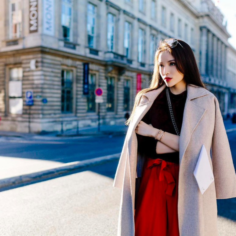 Không hiểu Kỳ Duyên đã làm gì mà gương mặt càng lúc càng khác lạ, nhìn qua khó thể nhận ra! - Ảnh 3. Không hiểu Kỳ Duyên đã làm gì mà gương mặt càng lúc càng khác lạ, nhìn qua khó thể nhận ra! - Ảnh 3.