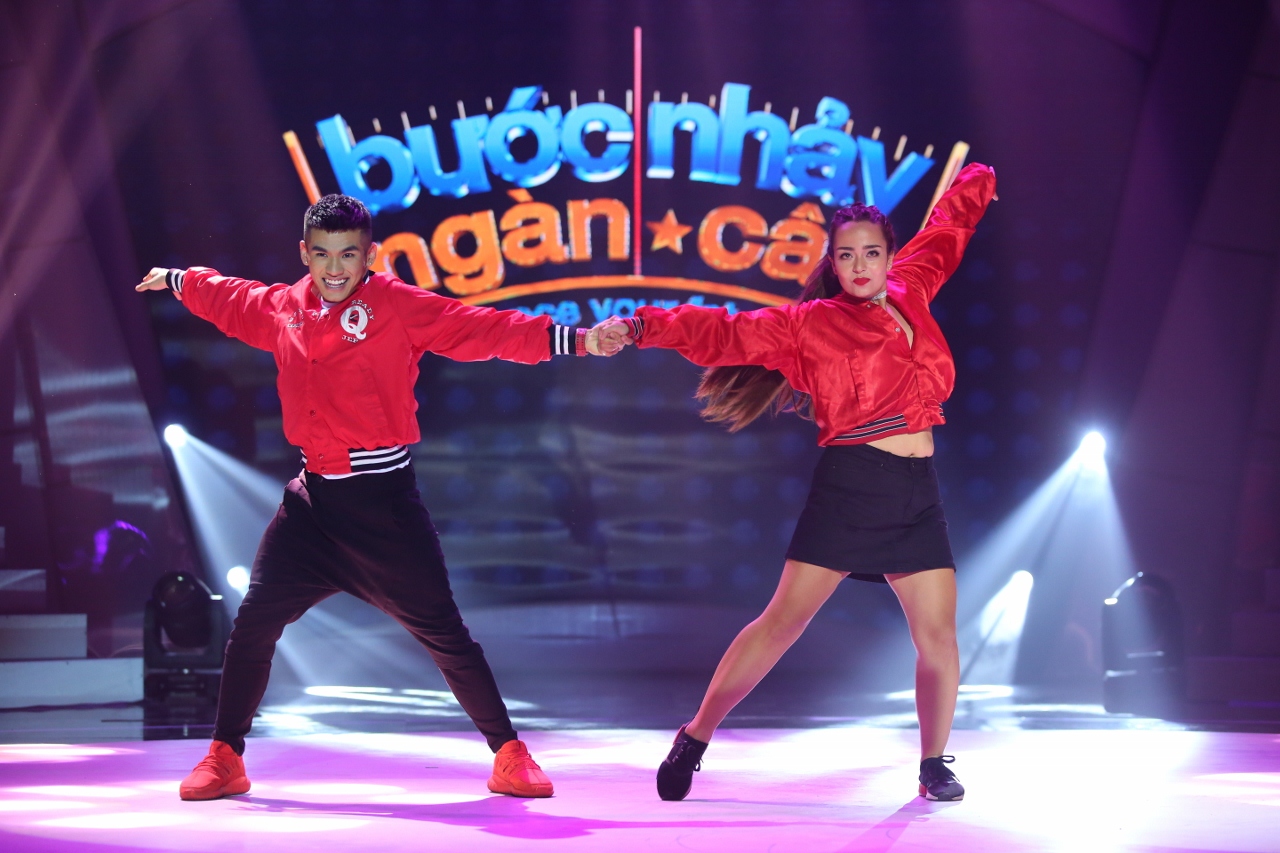 Bước nhảy ngàn cân ra mắt thí sinh nặng nhất lịch sử: 161kg! - Ảnh 6. Bước nhảy ngàn cân ra mắt thí sinh nặng nhất lịch sử: 161kg! - Ảnh 6.